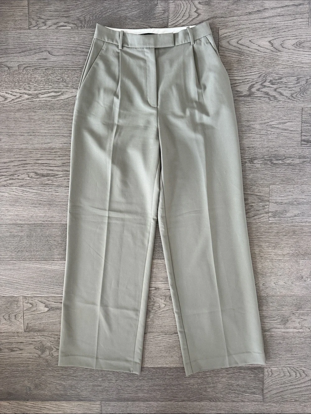 🌼Zara🌼 Olive Green High-Rise Trousers, Size M